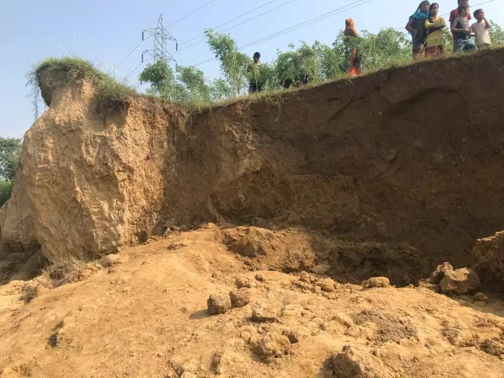 death-toll-with-mound-collapse-reaches-five